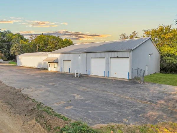 $335,000 | 115 East South Street, Freeport, IL 61032