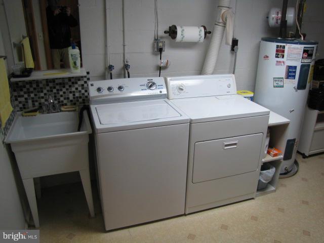 14013 Blenheim Road North Phoenix, MD 21131 - Photo 27 of 30 Dry Basement. Appliances Convey
