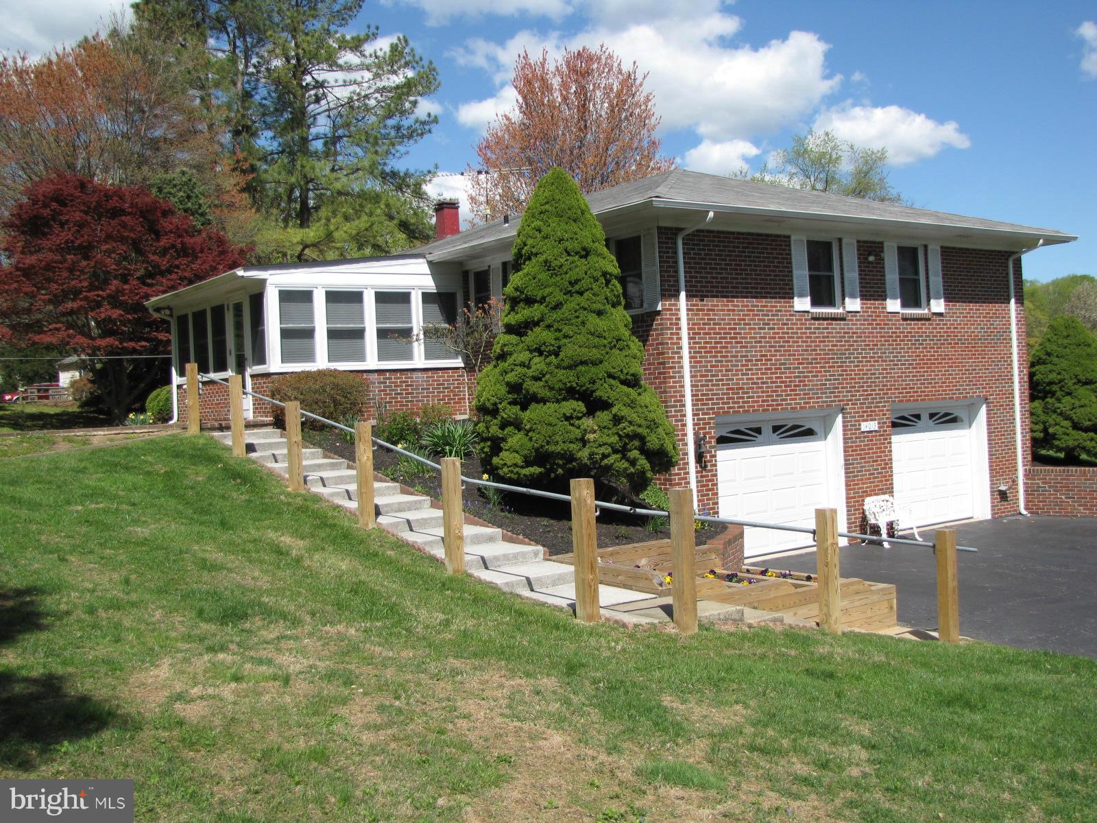 14013 Blenheim Road North Phoenix, MD 21131 - Photo 5 of 30 Rear Entranceway Landscaped