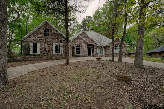 $449,000 | 1336 Bridle Path Lane, Hideaway, TX 75771
