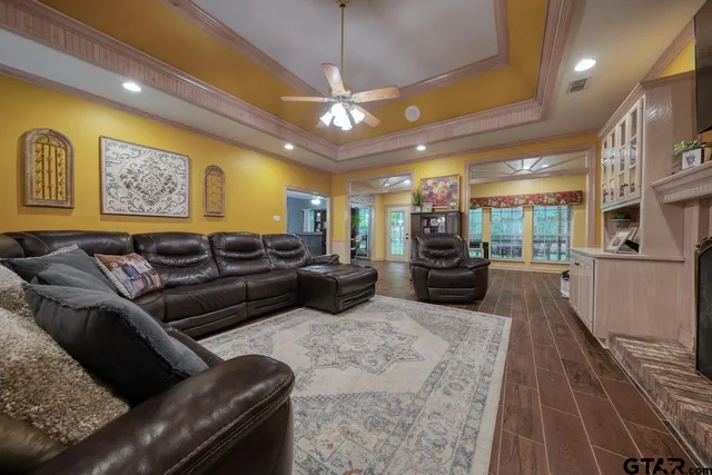 $449,000 | 1336 Bridle Path Lane, Hideaway, TX 75771