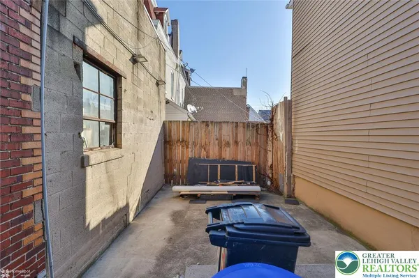 $185,000 | 143 North 5th Street, Allentown, PA 18102