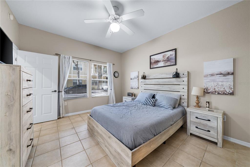 9177 Southwest 52nd Road, Unit E103 Gainesville, FL 32608 - Photo 36 of 47
