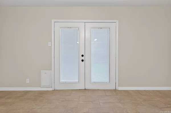 $1,895 | 9930 Trendwood, San Antonio, TX 78250