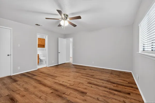 $1,895 | 9930 Trendwood, San Antonio, TX 78250