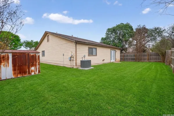 $1,895 | 9930 Trendwood, San Antonio, TX 78250