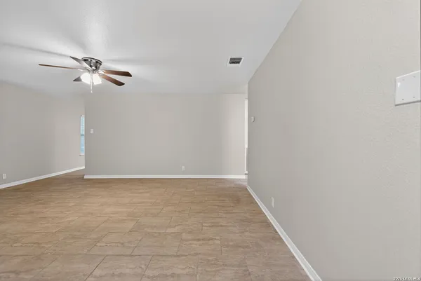 $1,895 | 9930 Trendwood, San Antonio, TX 78250