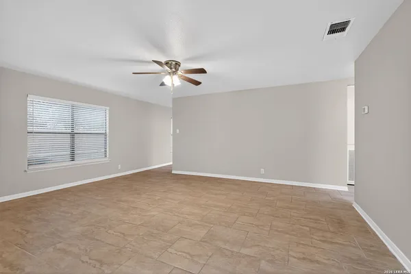 $1,895 | 9930 Trendwood, San Antonio, TX 78250