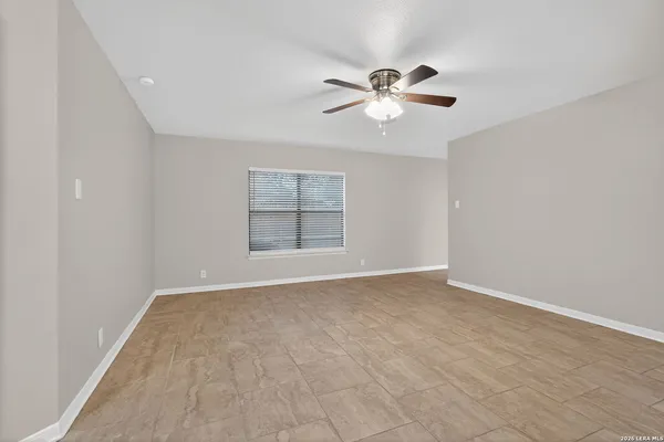 $1,895 | 9930 Trendwood, San Antonio, TX 78250