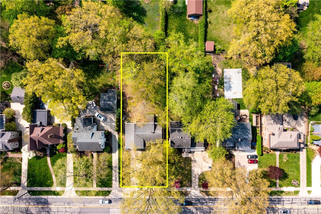 26907 Lake Road Bay Village, OH 44140 - Photo 2 of 33 Aerial view with a residential view