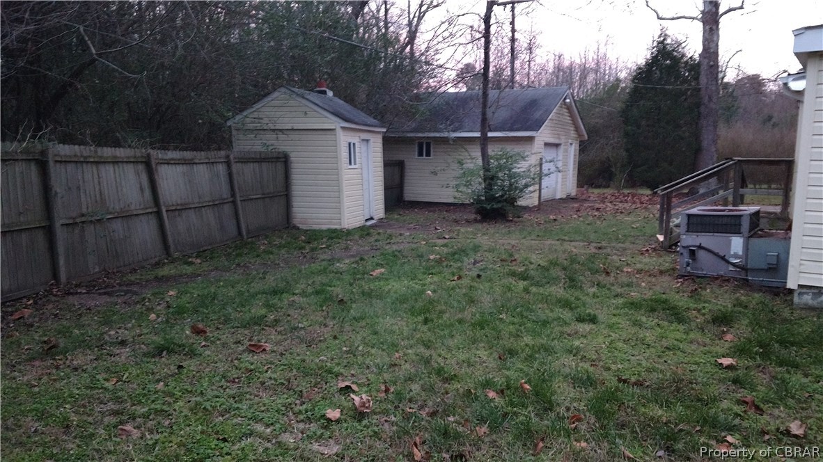 824 Goosley Road Yorktown, VA 23690 - Photo 4 of 13 Gallery Image 4