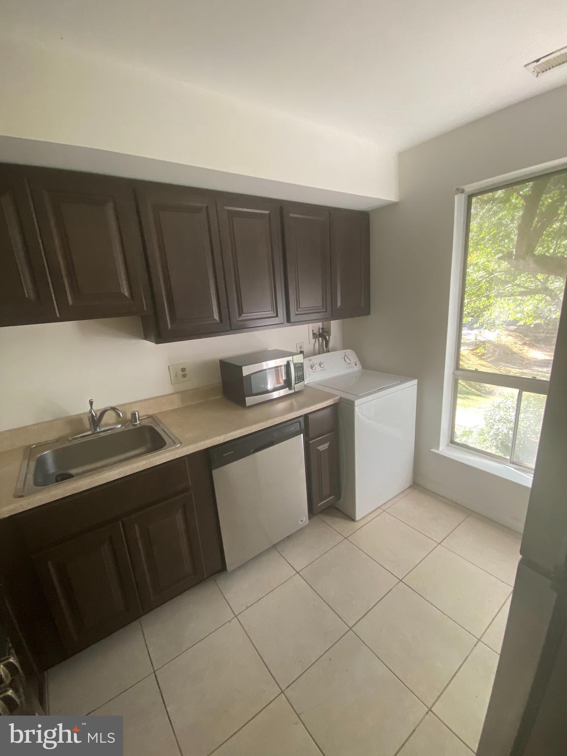 3954 Bel Pre Road Silver Spring, MD 20906 - Photo 8 of 22 Gallery Image 8