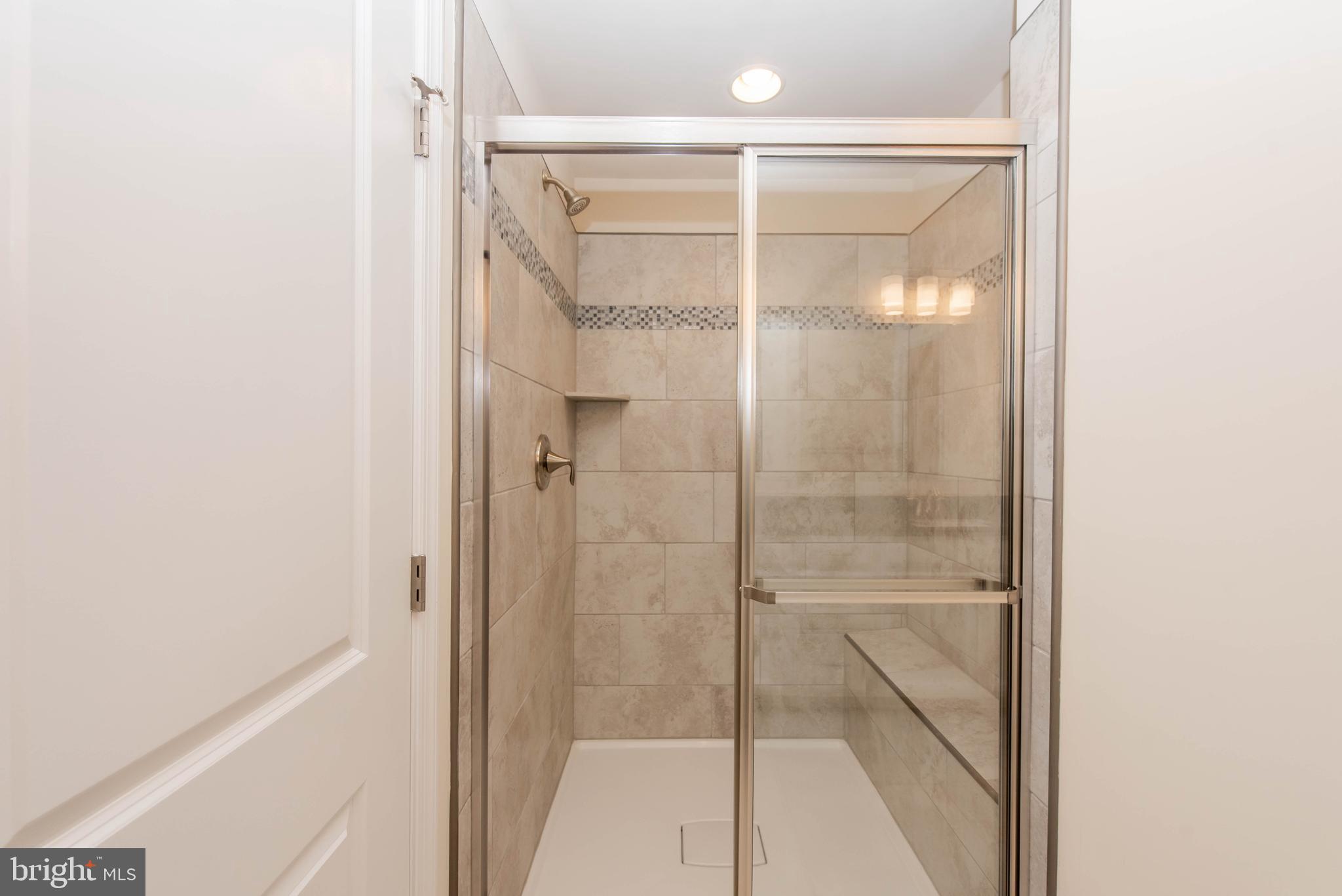 7007 Whitson Way Hanover, MD 21076 - Photo 17 of 31 Owner's Bathroom