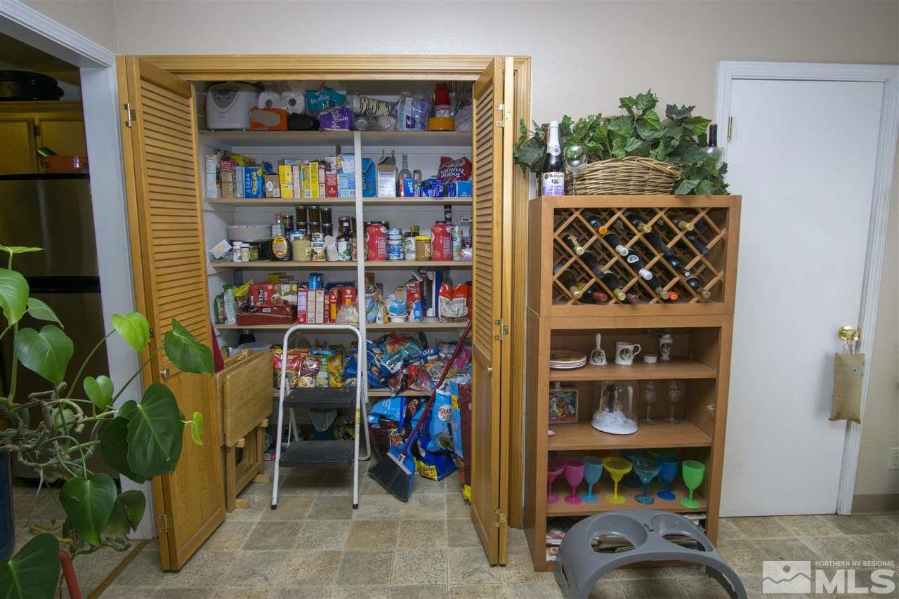830 Stoker Avenue Reno, NV 89503 - Photo 5 of 18 Photo 5