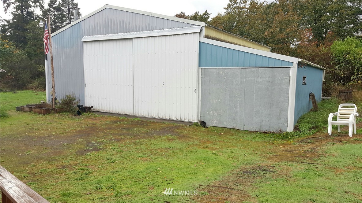 16205 Case Road Southwest Rochester, WA 98579 - Photo 5 of 7