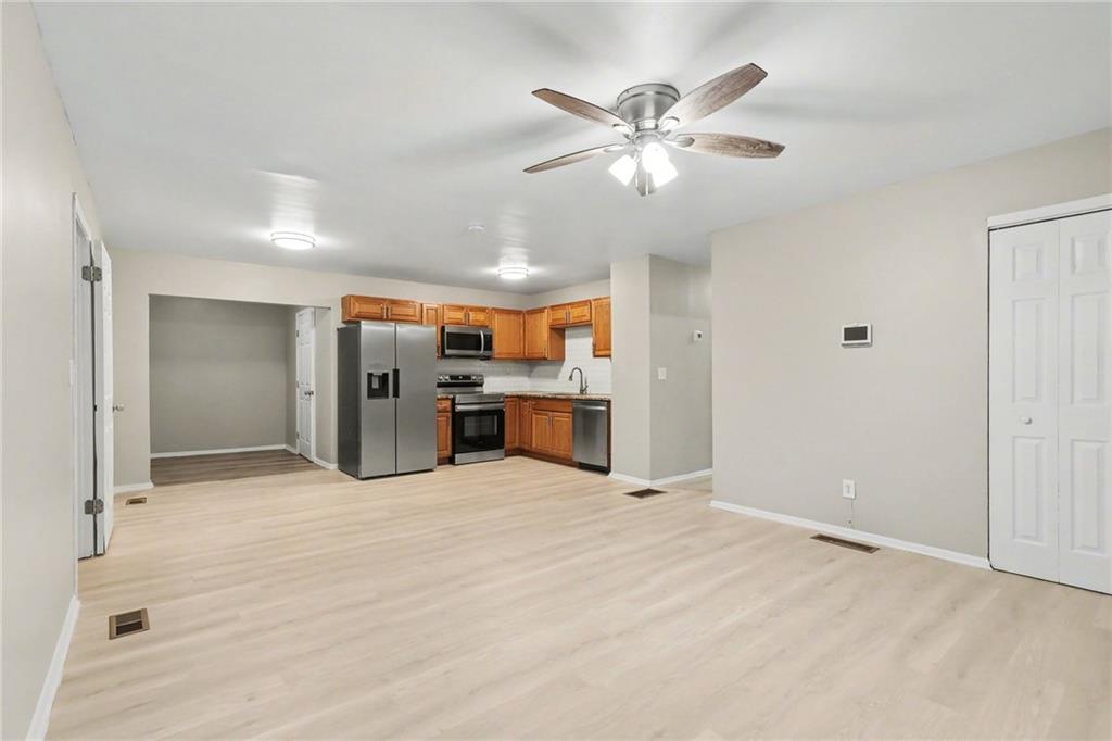 1722 Carpenter Court Conley, GA 30288 - Photo 6 of 30