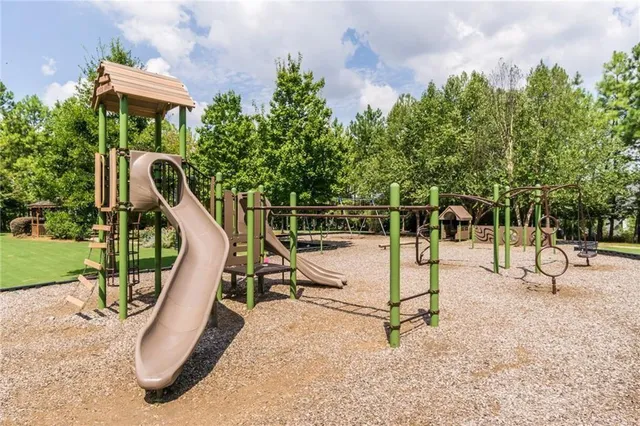 $4,500 | 1677 Barfield Run Northwest, Atlanta, GA 30318