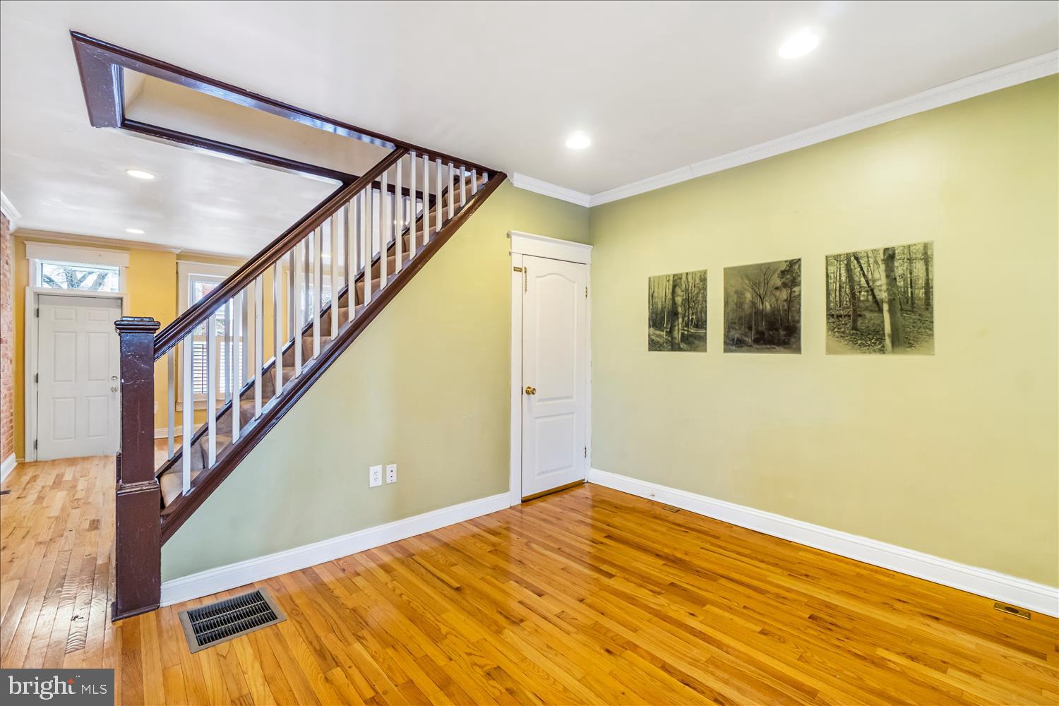 2927 Keswick Road Baltimore, MD 21211 - Photo 11 of 36 Dining room