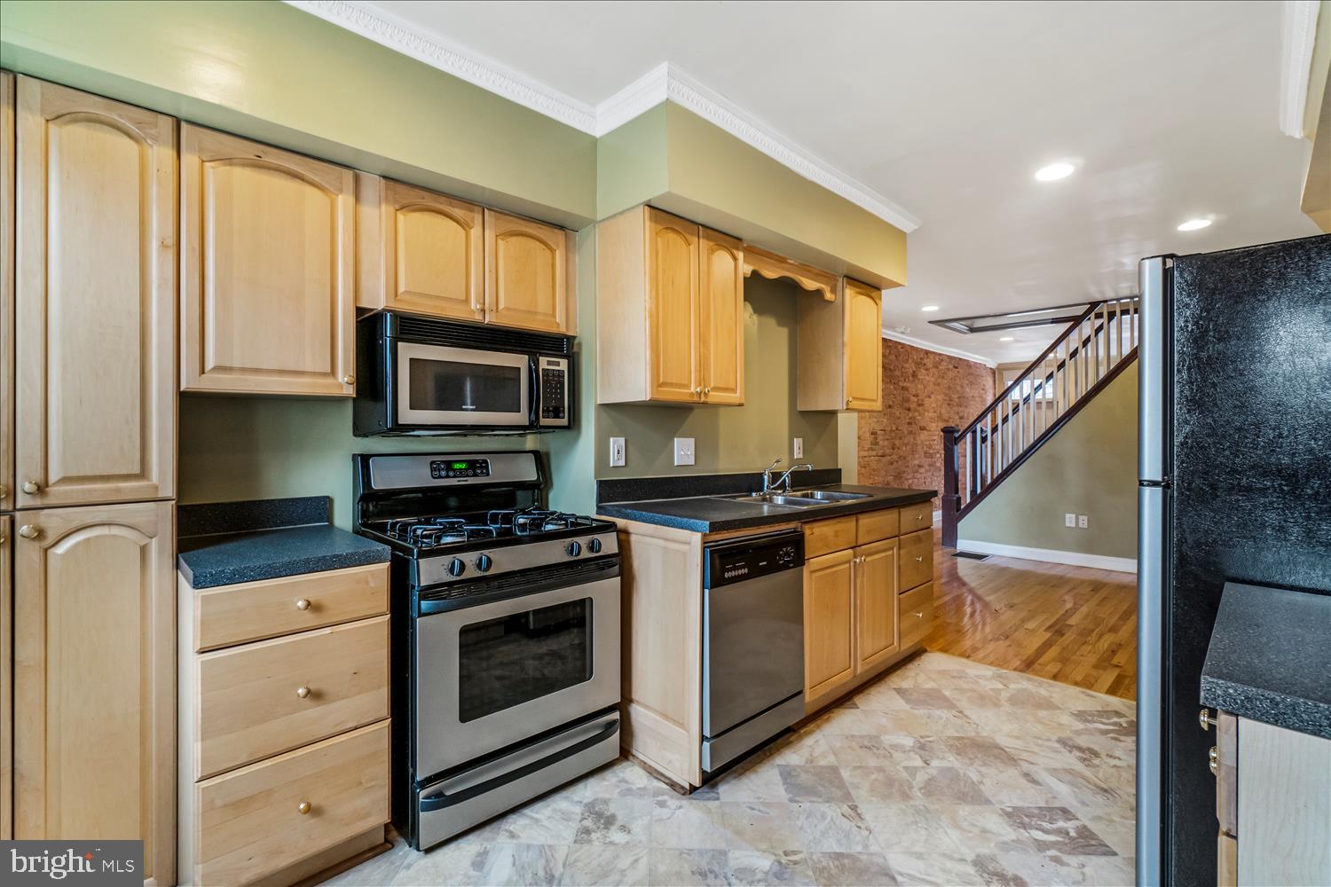 2927 Keswick Road Baltimore, MD 21211 - Photo 16 of 36 Kitchen