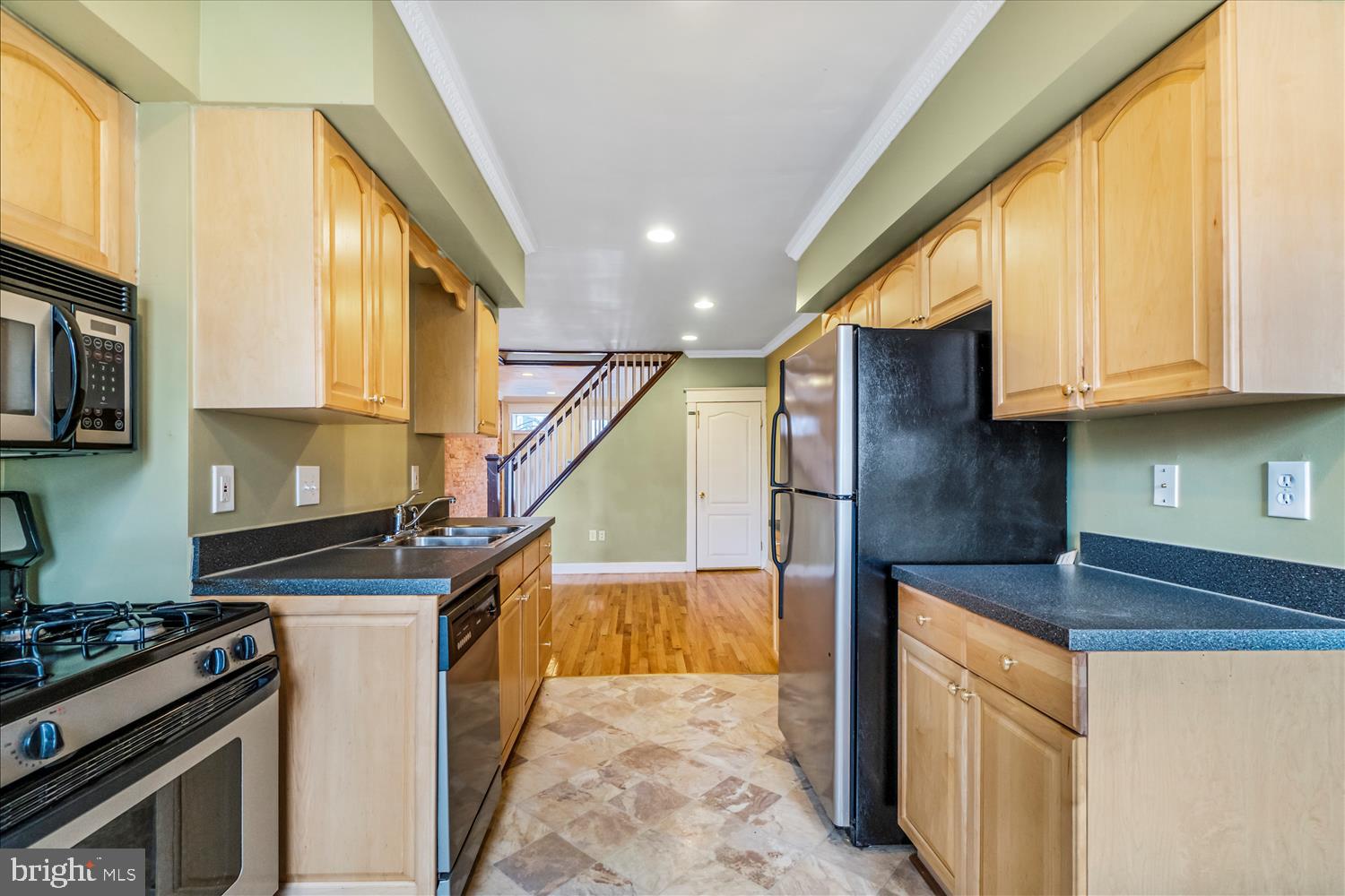 2927 Keswick Road Baltimore, MD 21211 - Photo 17 of 36 Kitchen