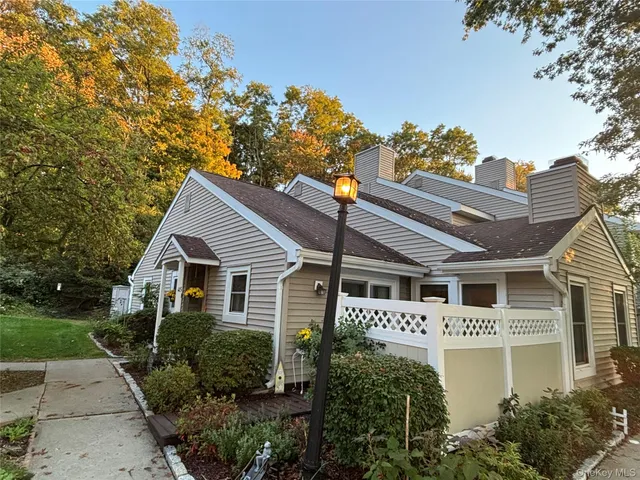 $398,500 | 18 Alden Terrace, Millbrook, NY 12545