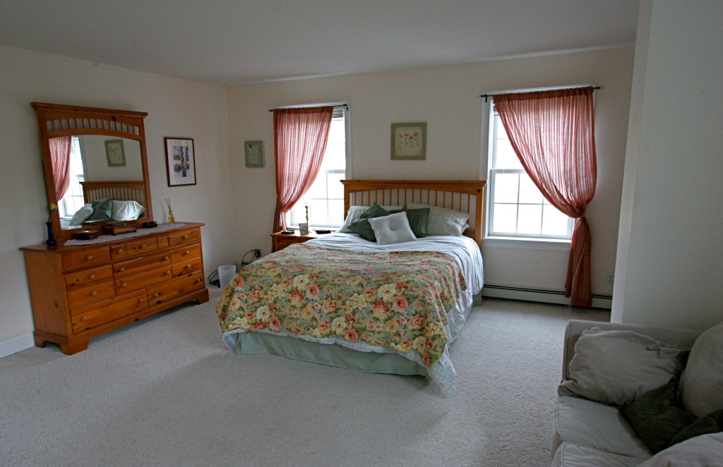 41 Fox Run Lee, MA 01238 - Photo 14 of 27 2nd floor bedroom