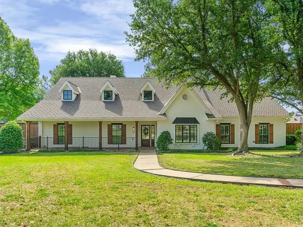 $835,000 | 3511 Woodcrest Court, Colleyville, TX 76034