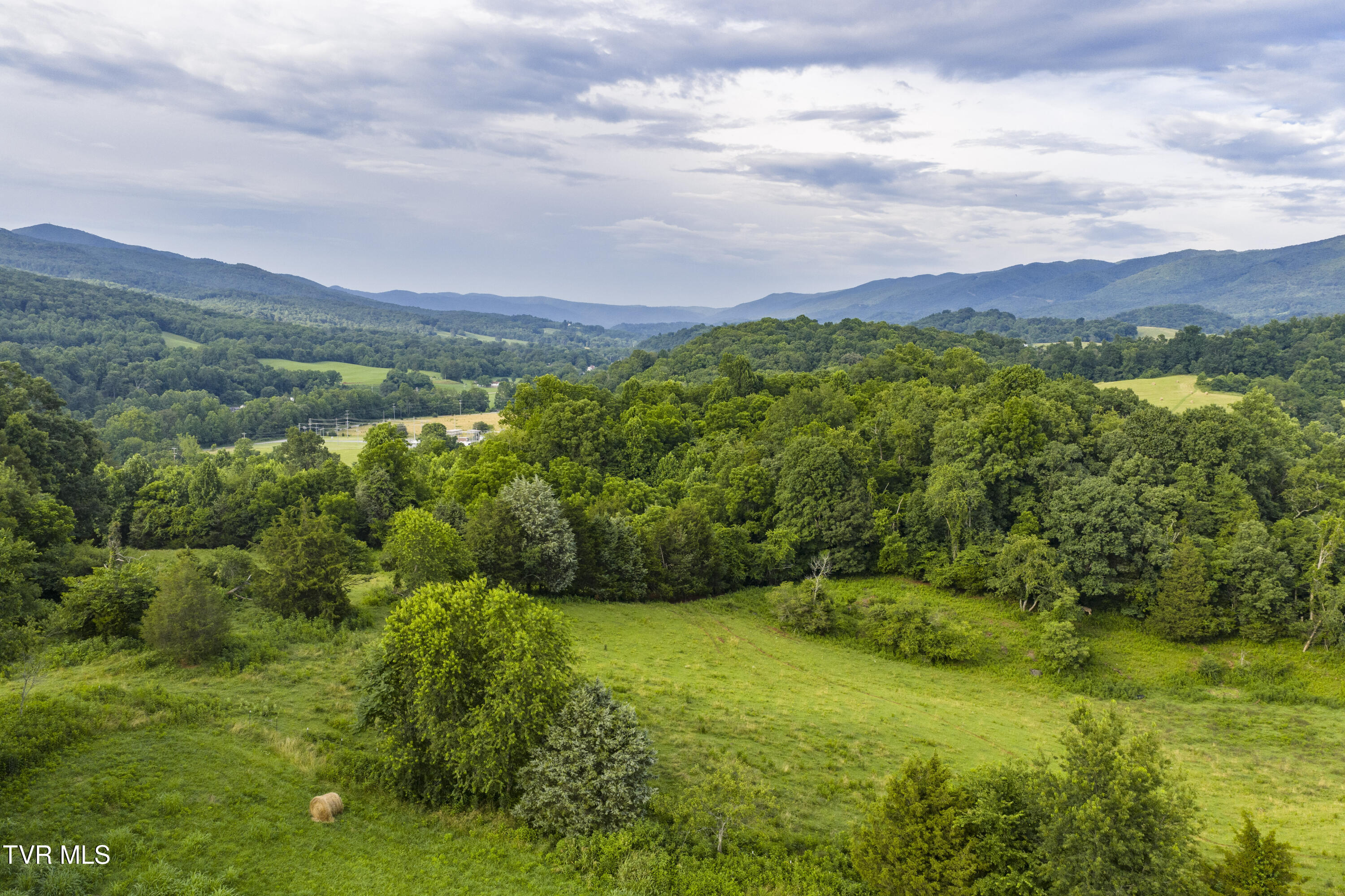 855 Willow Springs Road Elizabethton, TN 37643 - Photo 5 of 74 WillowSprings-Aerials-28