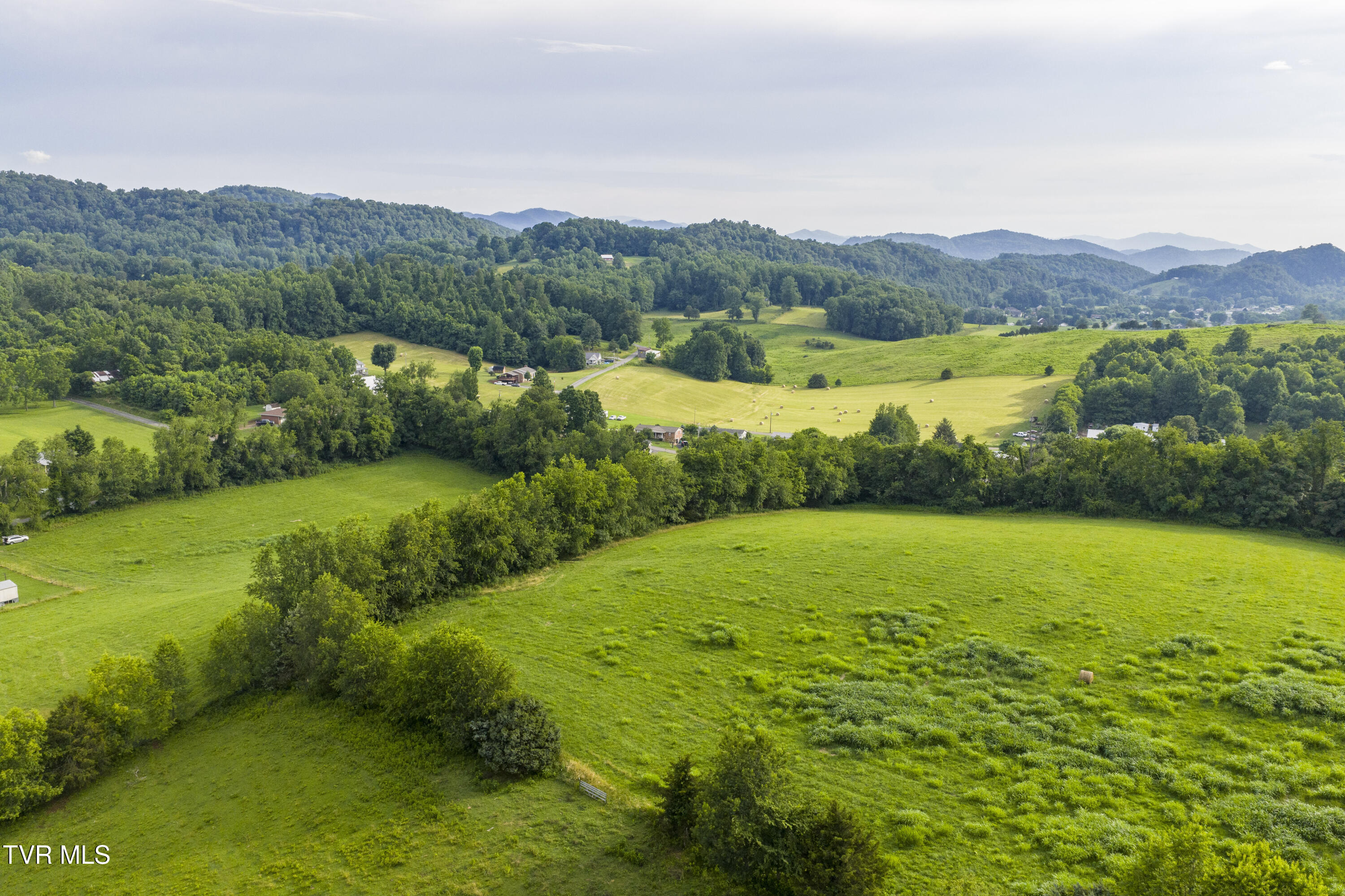 855 Willow Springs Road Elizabethton, TN 37643 - Photo 61 of 74 WillowSprings-Aerials-19
