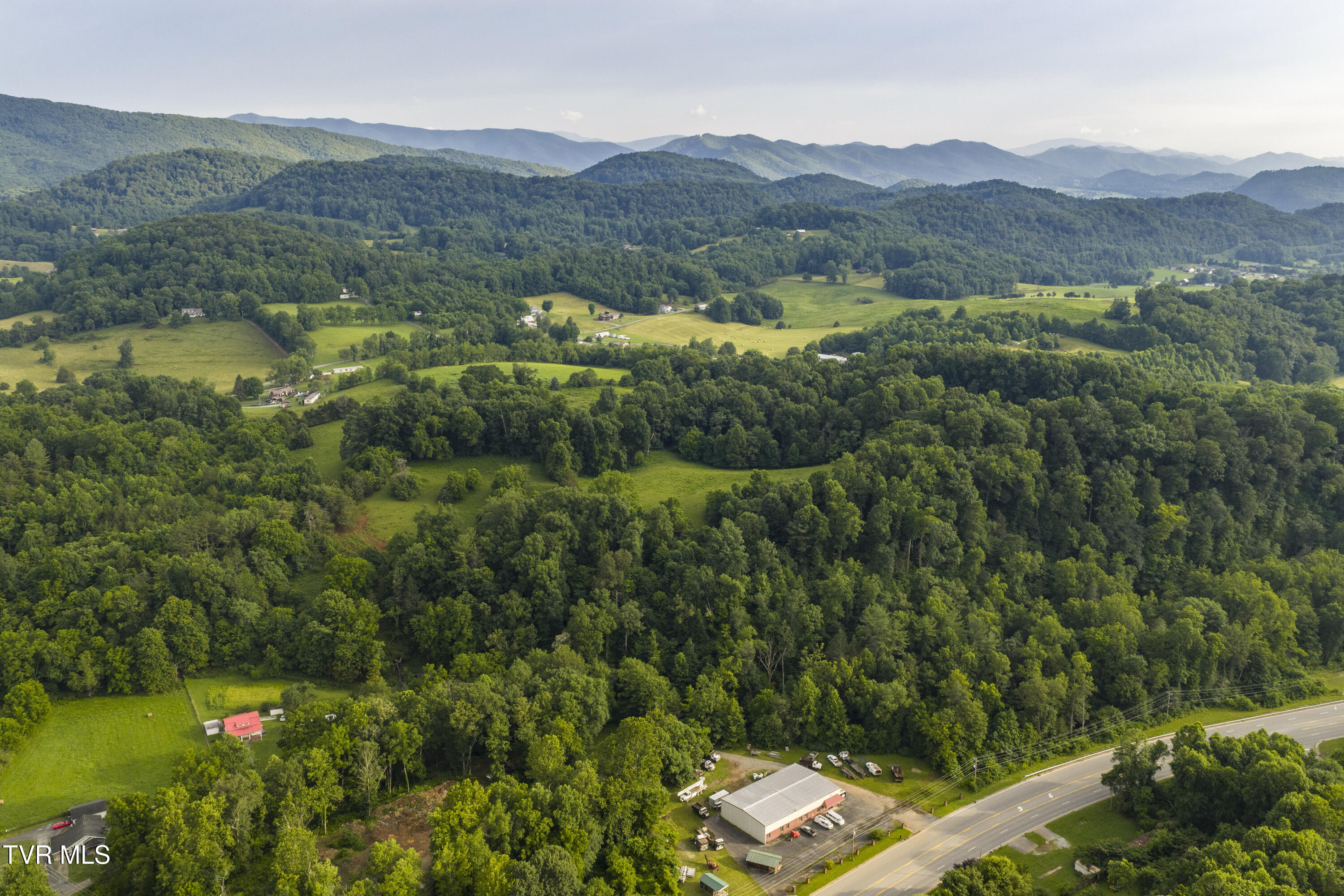 855 Willow Springs Road Elizabethton, TN 37643 - Photo 72 of 74 WillowSprings-Aerials-35