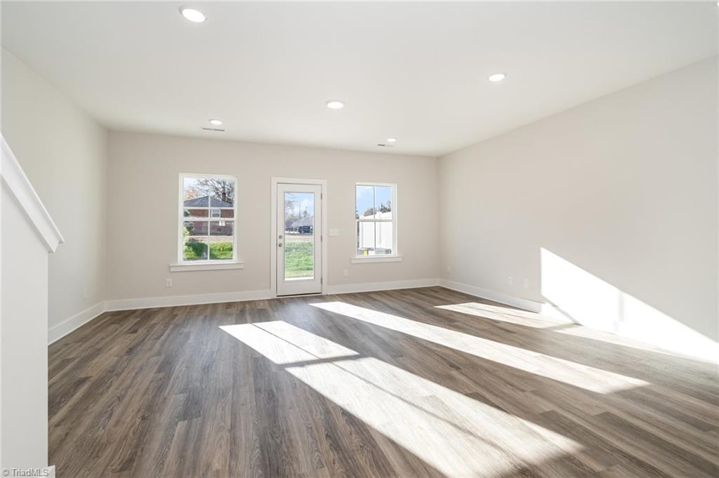 3605 Bridleton Ridge Trail Greensboro, NC 27410 - Photo 9 of 21 Gallery Image 9