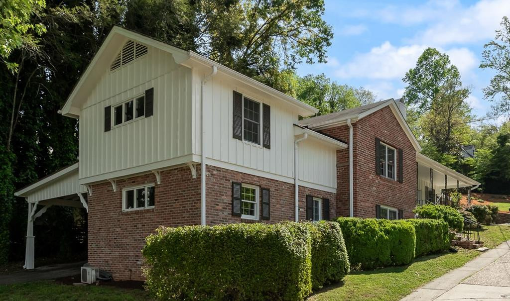 27 Bayless Street Murphy, NC 28906 - Photo 1 of 108 Main View