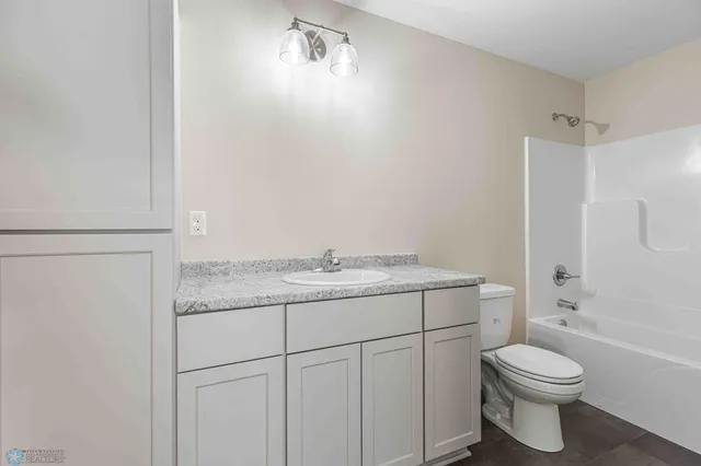 $284,900 | 1513 Parke Avenue South, Glyndon, MN 56547