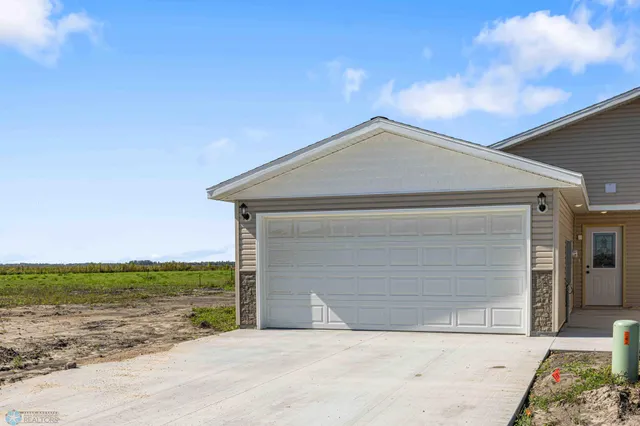 $284,900 | 1513 Parke Avenue South, Glyndon, MN 56547