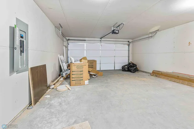 $284,900 | 1513 Parke Avenue South, Glyndon, MN 56547