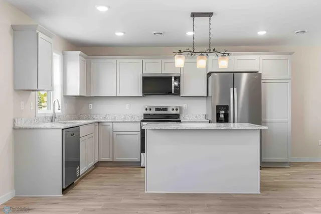 $284,900 | 1513 Parke Avenue South, Glyndon, MN 56547