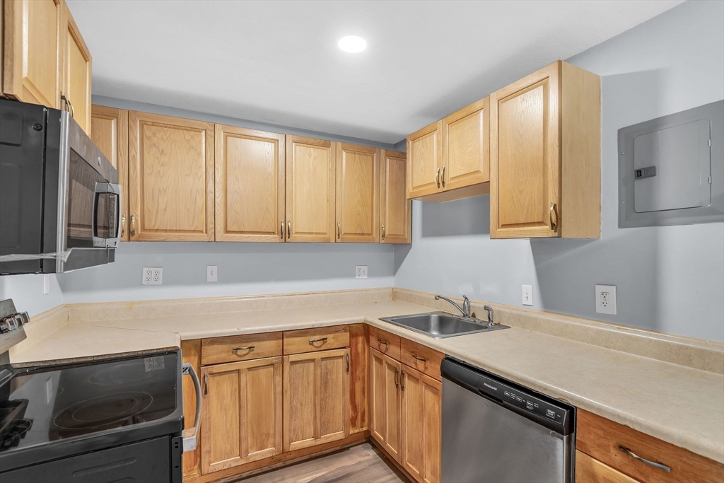 243 Boston Post Road East, Unit 7 Marlborough, MA 01752 - Photo 9 of 23