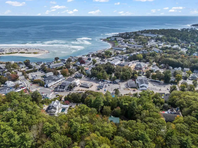 $2,950,000 | 29 Village Square Lane, Ogunquit, ME 03907