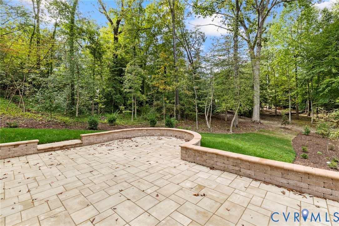 4236 Shirley Road Richmond, VA 23225 - Photo 38 of 40 a view of a backyard with large trees