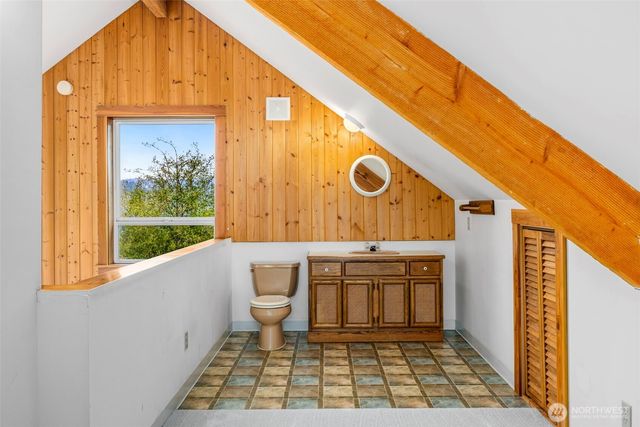 a view of an entryway