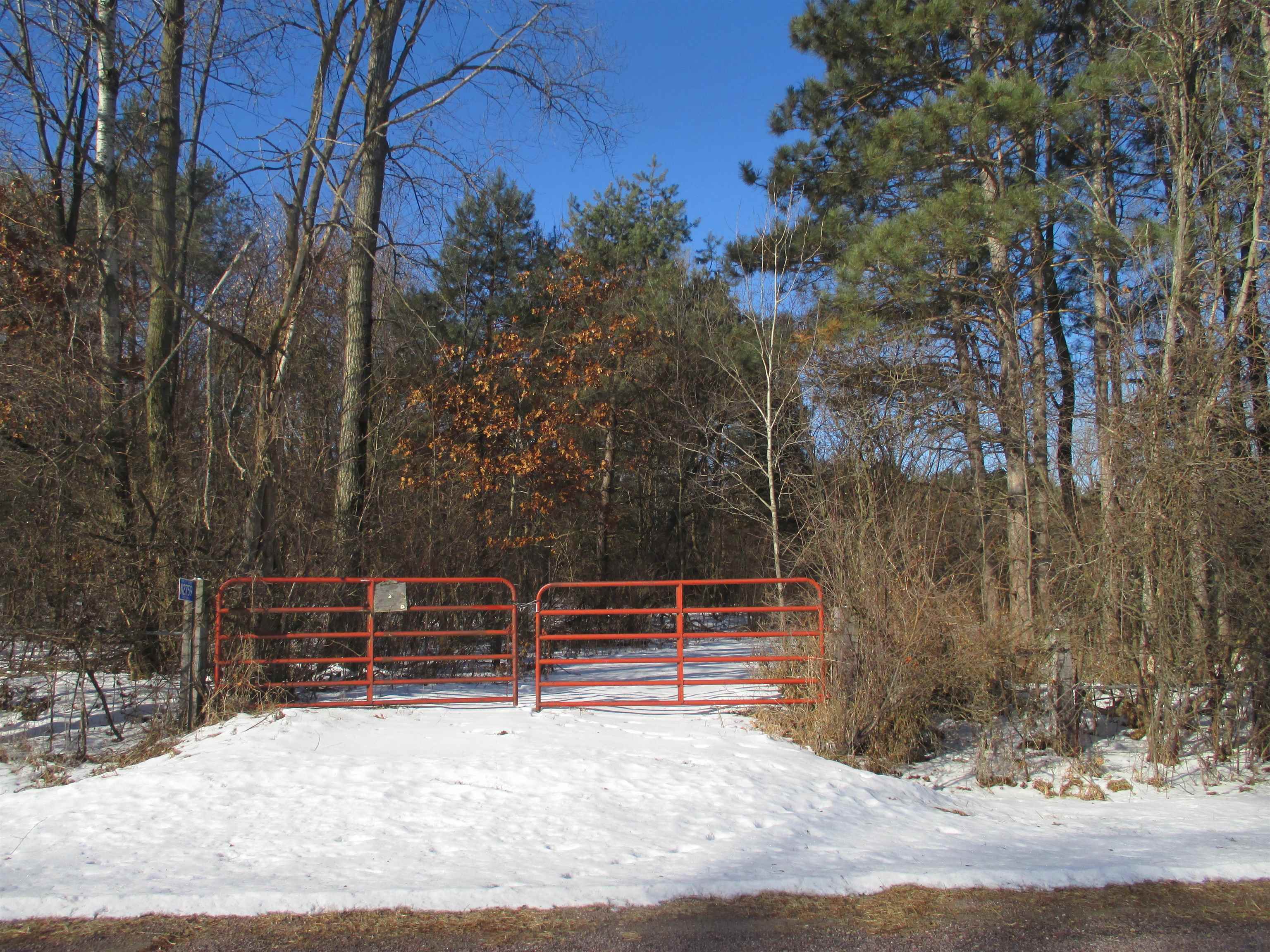 N2759 County Rd A Oxford, WI 53952 - Photo 10 of 12