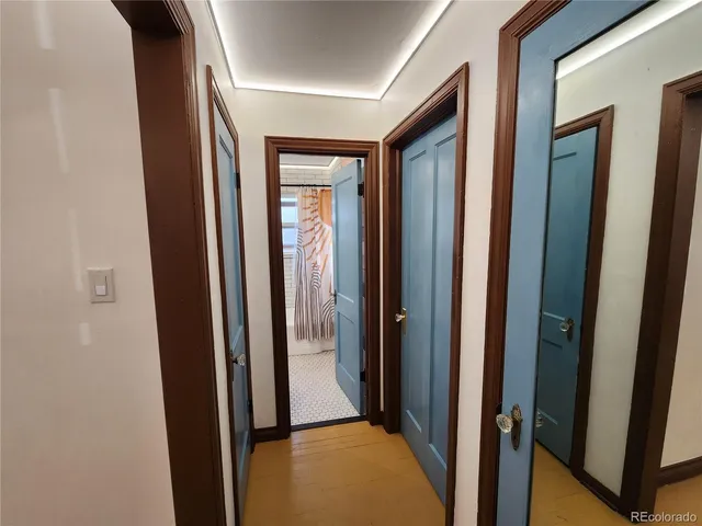 $2,300 | 3335 Dexter Street, Denver, CO 80207