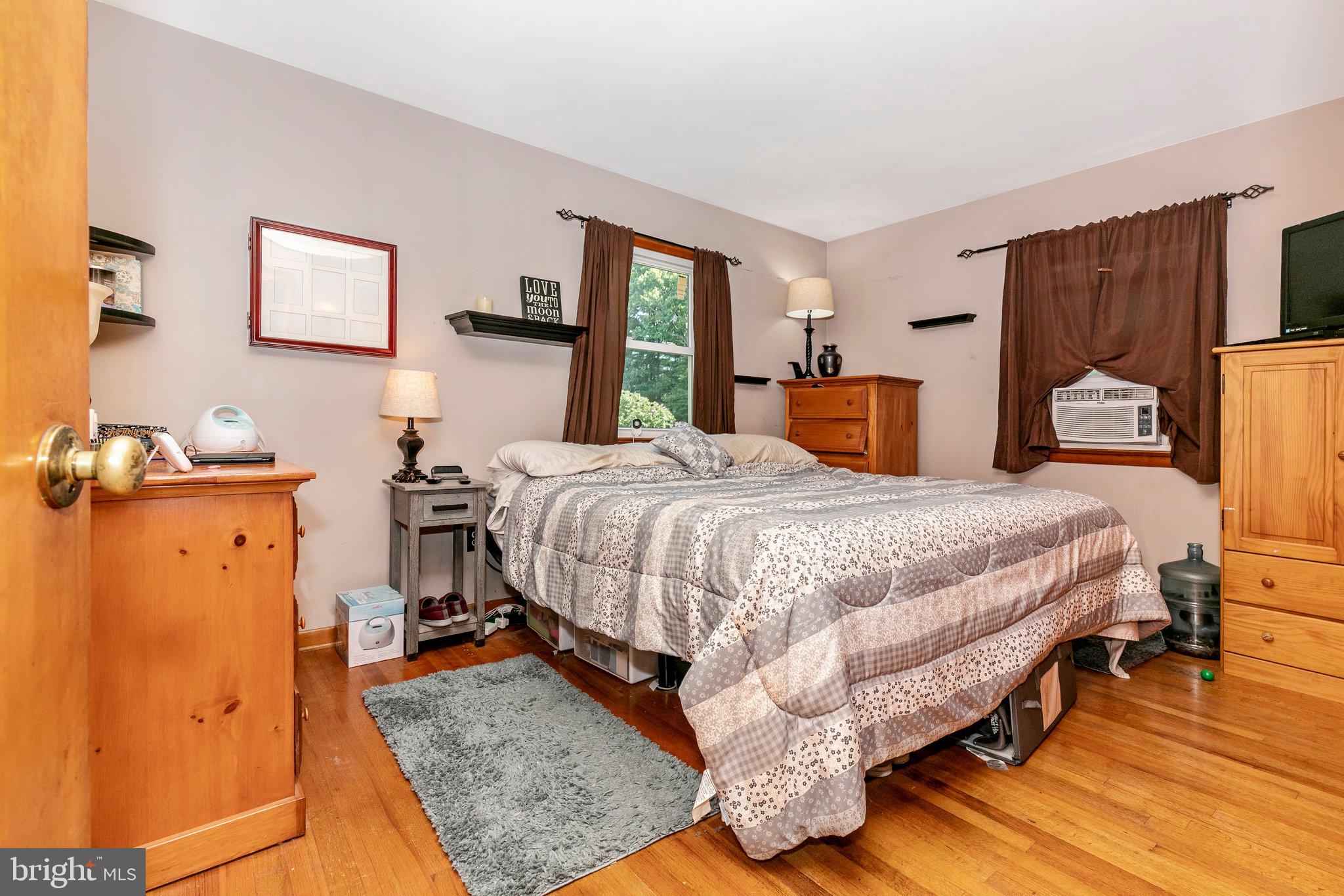 10641 Powell Road Thurmont, MD 21788 - Photo 21 of 53 Primary Bedroom