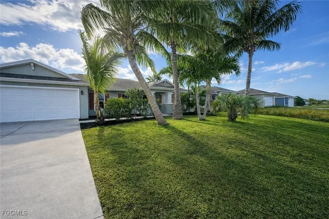 $257,500 | 2010 Kismet Parkway West, Cape Coral, FL 33993