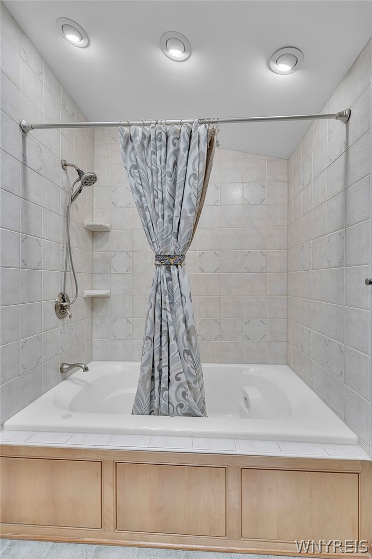 9848 Chestnut Ridge Road Royalton, NY 14105 - Photo 23 of 50