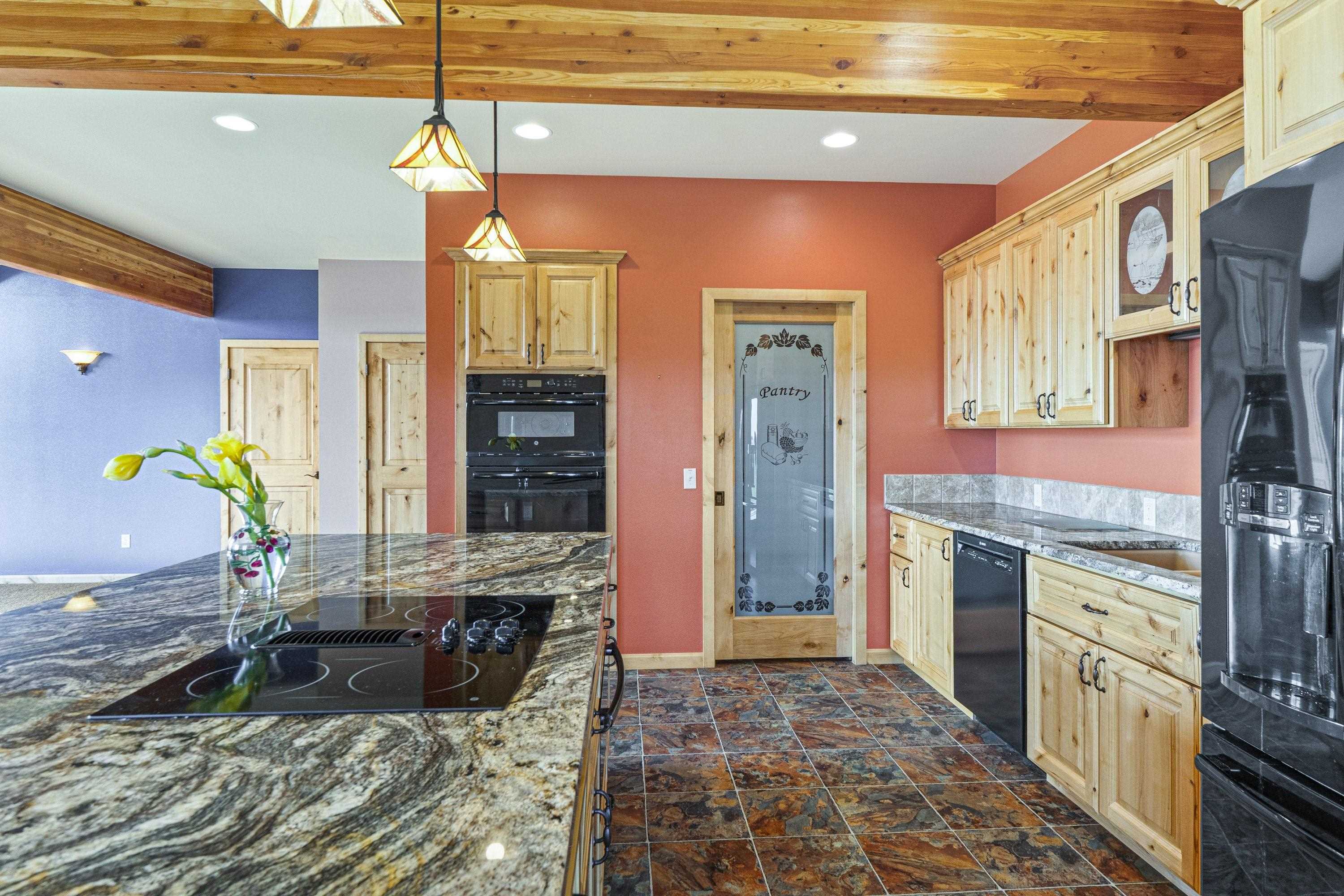 26004 East Horton Road Rockford, WA 99030 - Photo 12 of 50