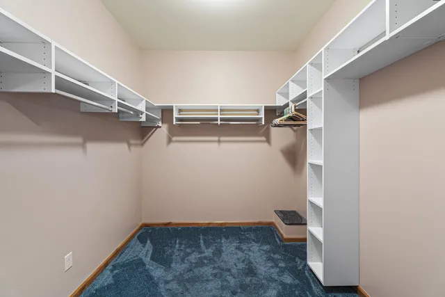 $1,600,000 | 26004 East Horton Road, Rockford, WA 99030