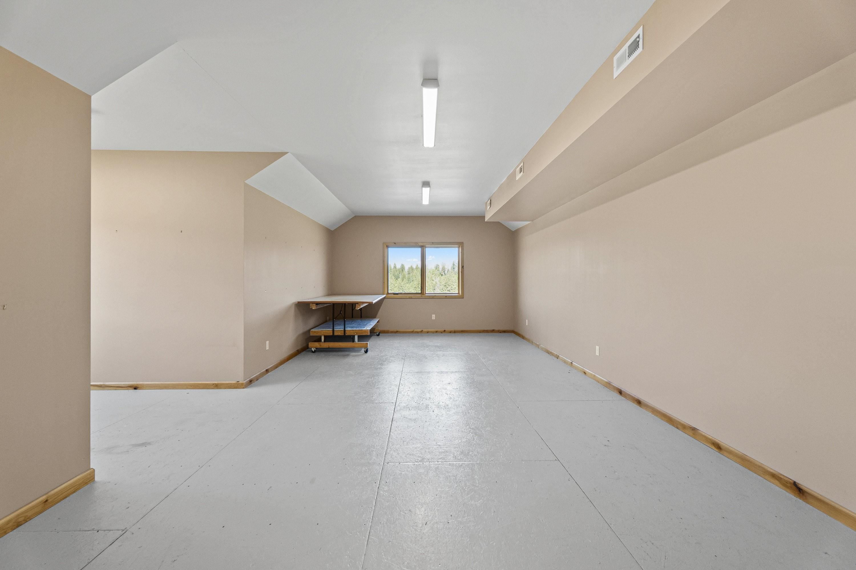 26004 East Horton Road Rockford, WA 99030 - Photo 21 of 50