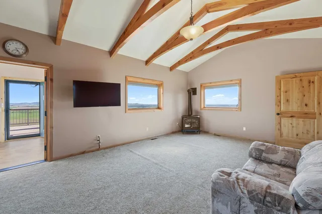 $1,600,000 | 26004 East Horton Road, Rockford, WA 99030