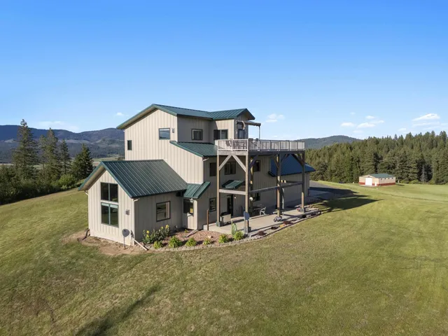 $1,600,000 | 26004 East Horton Road, Rockford, WA 99030
